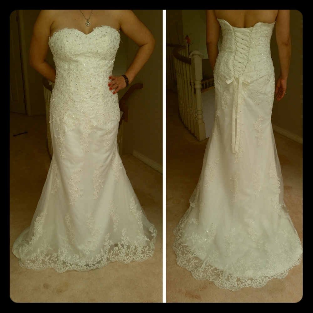 Strapless mermaid wedding dress. 10